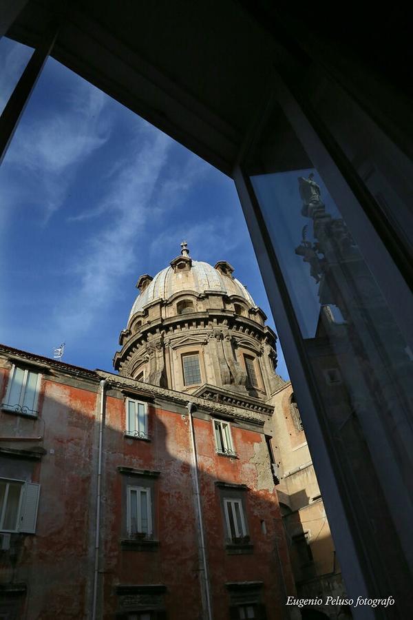 Caravaggio Hotel Napoli Bagian luar foto